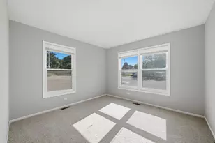 774 Terrace Ct, Elgin, IL 60120 - Photo 13