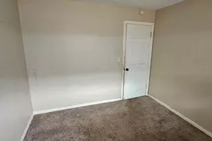 8422 Harding Ave, Skokie, IL 60076 - Photo 9