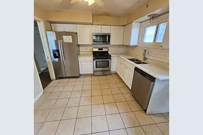 8422 Harding Avenue, Skokie, IL 60076 - Photo 7
