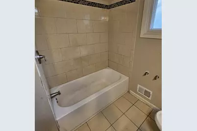 8422 Harding Avenue, Skokie, IL 60076 - Photo 11