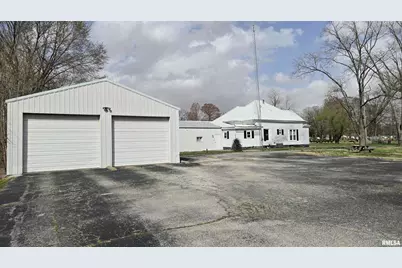 205 Shaw Street, Harrisburg, IL 62946 - Photo 3