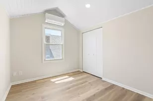 5747 N Melvina Ave, Chicago, IL 60646 - Photo 13