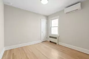 5747 N Melvina Ave, Chicago, IL 60646 - Photo 15