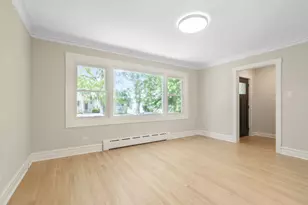 5747 N Melvina Ave, Chicago, IL 60646 - Photo 3