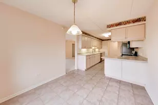 6801 N Milwaukee Ave, Niles, IL 60714 - Photo 17