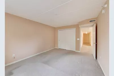 6801 N Milwaukee Avenue #410, Niles, IL 60714 - Photo 29