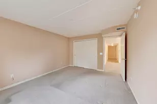 6801 N Milwaukee Ave, Niles, IL 60714 - Photo 29