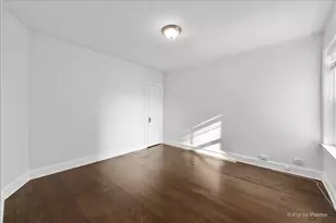 5428 N Campbell Ave, Chicago, IL 60625 - Photo 13