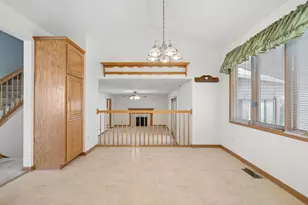 611 Flanagan Dr, Minooka, IL 60447 - Photo 11