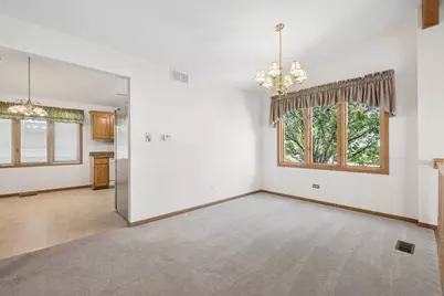 611 Flanagan Drive, Minooka, IL 60447 - Photo 7