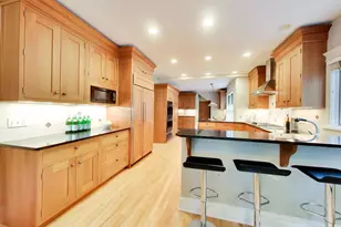 1110 Elm St, Winnetka, IL 60093 - Photo 11