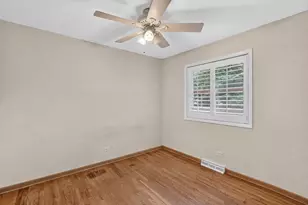 145 Dole Ave, Crystal Lake, IL 60014 - Photo 19
