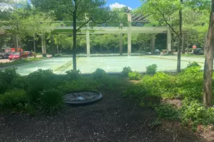 9655 Woods Dr, Skokie, IL 60077 - Photo 23