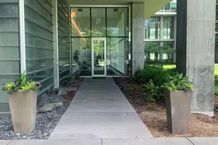 9655 Woods Dr, Skokie, IL 60077 - Photo 3