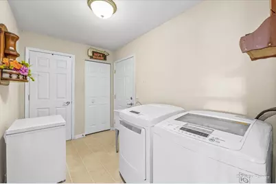 1108 Monroe Avenue, McHenry, IL 60050 - Photo 21