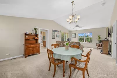 1108 Monroe Avenue, McHenry, IL 60050 - Photo 7