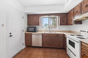 2815 Glenwood Lansing Rd, Lynwood, IL 60411 - Photo 13
