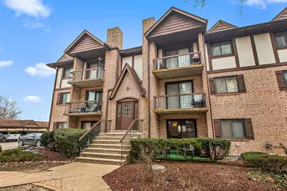 2815 Glenwood Lansing Road #106, Lynwood, IL 60411 - Photo 1