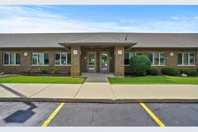 755 McArdle Drive #C, Crystal Lake, IL 60014 - Photo 1