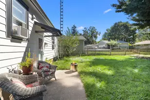 523 Highland Ave, Woodstock, IL 60098 - Photo 25