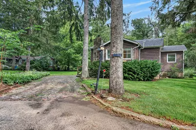 27686 W Rowe Avenue, Spring Grove, IL 60081 - Photo 5
