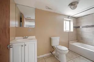 3450 W Walnut St, Chicago, IL 60624 - Photo 17