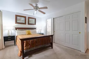 287 W Whispering Oaks Ln, Round Lake, IL 60073 - Photo 13