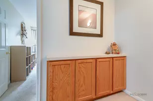 287 W Whispering Oaks Ln, Round Lake, IL 60073 - Photo 11