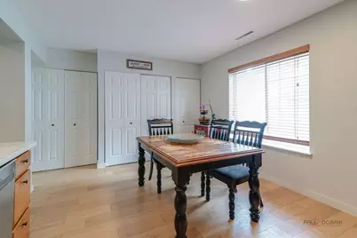 287 W Whispering Oaks Lane, Round Lake, IL 60073 - Photo 7