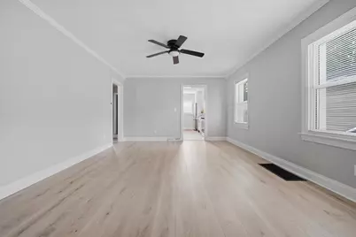 1005 N Western Avenue, Bloomington, IL 61701 - Photo 5