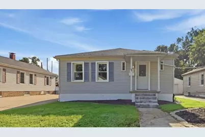1005 N Western Avenue, Bloomington, IL 61701 - Photo 1