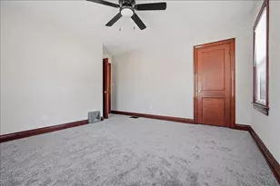 1005 N Western Ave, Bloomington, IL 61701 - Photo 9