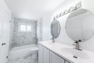 132 Garden Dr, Bolingbrook, IL 60440 - Photo 9