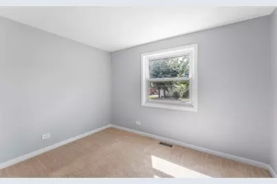 132 Garden Drive, Bolingbrook, IL 60440 - Photo 15