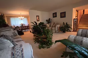 411 N Illinois Ave, Glenwood, IL 60425 - Photo 5