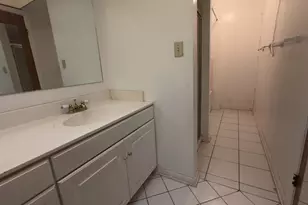 411 N Illinois Ave, Glenwood, IL 60425 - Photo 21