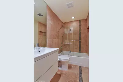 1701 N Halsted Street #E2, Chicago, IL 60614 - Photo 15