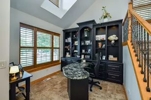 322 Quarry Ridge Cir, Sugar Grove, IL 60554 - Photo 5