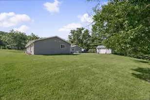 1364 Treasure Ln, White Heath, IL 61884 - Photo 39