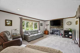 1364 Treasure Ln, White Heath, IL 61884 - Photo 9