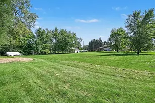 40020 N Adelphi Ave, Beach Park, IL 60099 - Photo 25