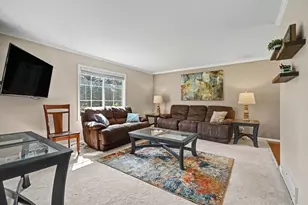 40020 N Adelphi Ave, Beach Park, IL 60099 - Photo 5