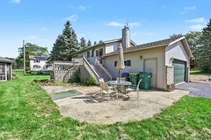 40020 N Adelphi Ave, Beach Park, IL 60099 - Photo 21