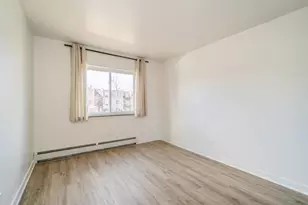 404 Inland Dr, Wheeling, IL 60090 - Photo 9