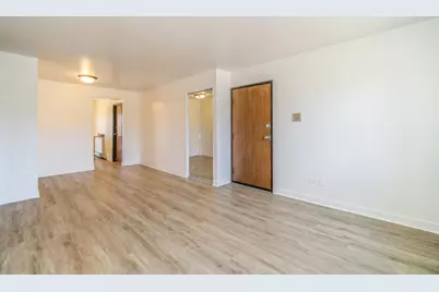 404 Inland Drive #2B, Wheeling, IL 60090 - Photo 5