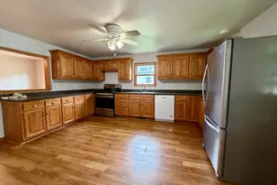 703 Chapel St, Ottawa, IL 61350 - Photo 7