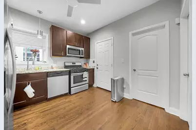 8019 S Eberhart Avenue, Chicago, IL 60619 - Photo 7