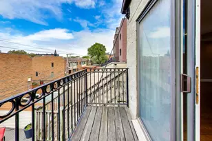 2032 N Burling St, Chicago, IL 60614 - Photo 19