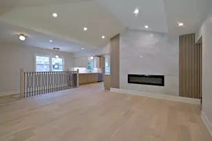 800 S Swain Ave, Elmhurst, IL 60126 - Photo 13