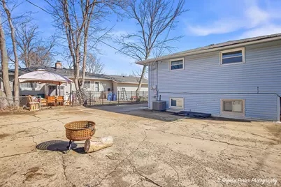 2304 Dickey Avenue, North Chicago, IL 60064 - Photo 5